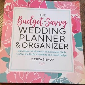 The budget-saving wedding Planner & Organizer